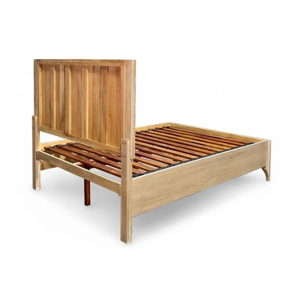 Aria Bed