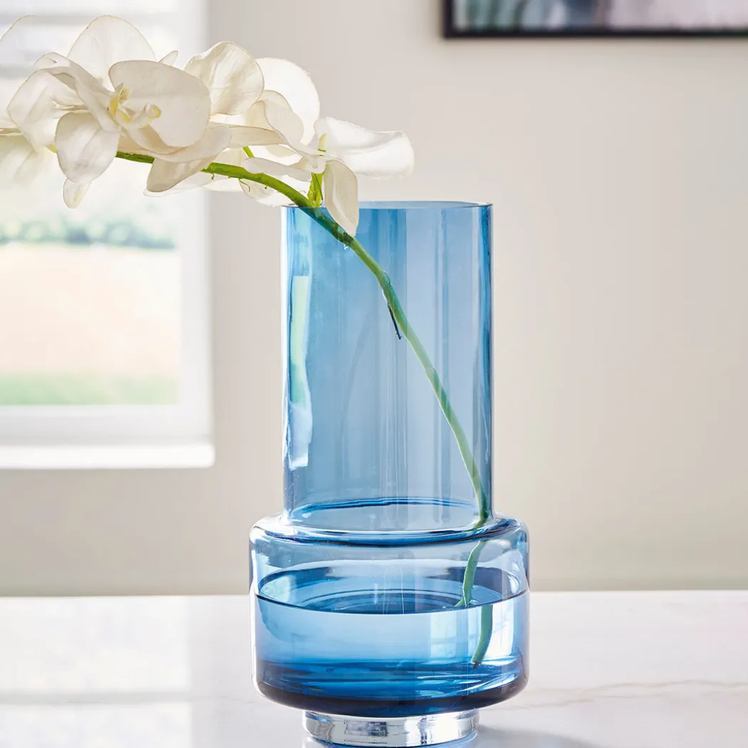 Bealen Vase I