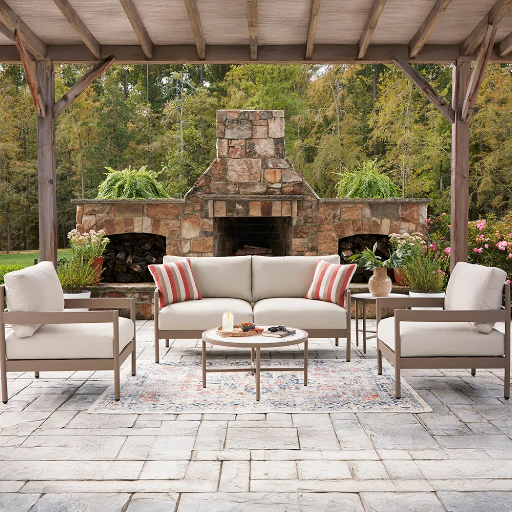 Big Creek Cove Outdoor Set (5pc)