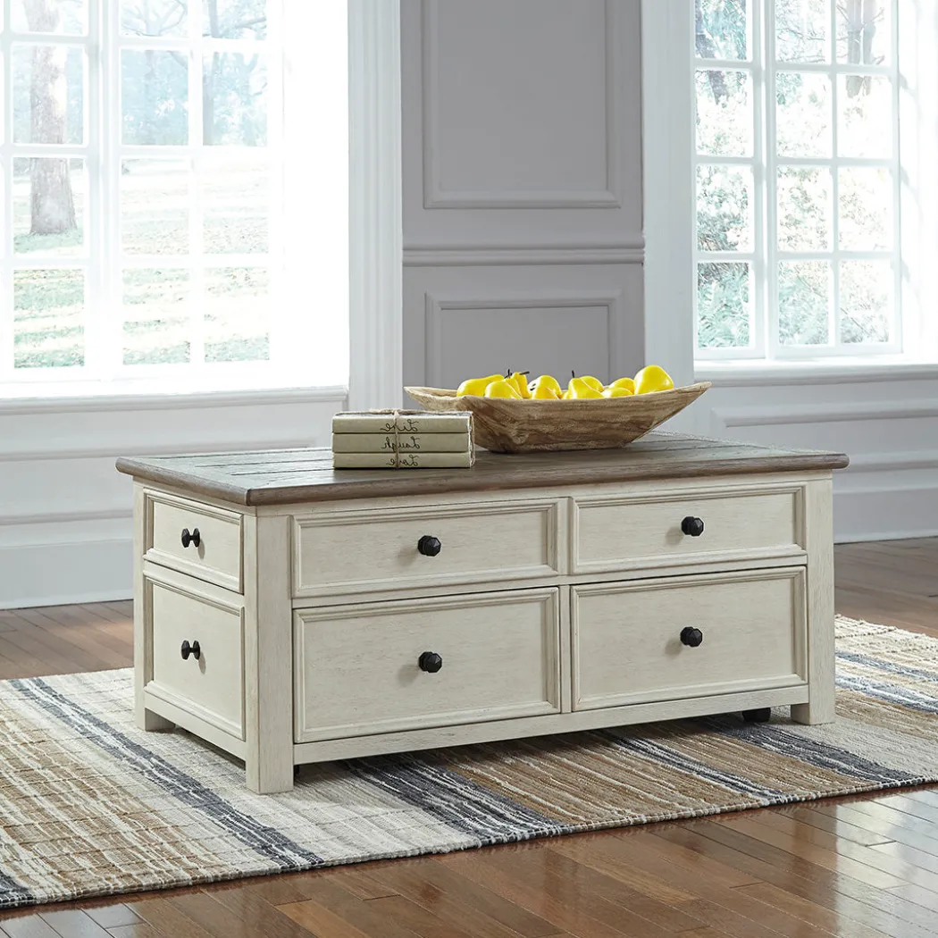 Bolanburg Cocktail Table