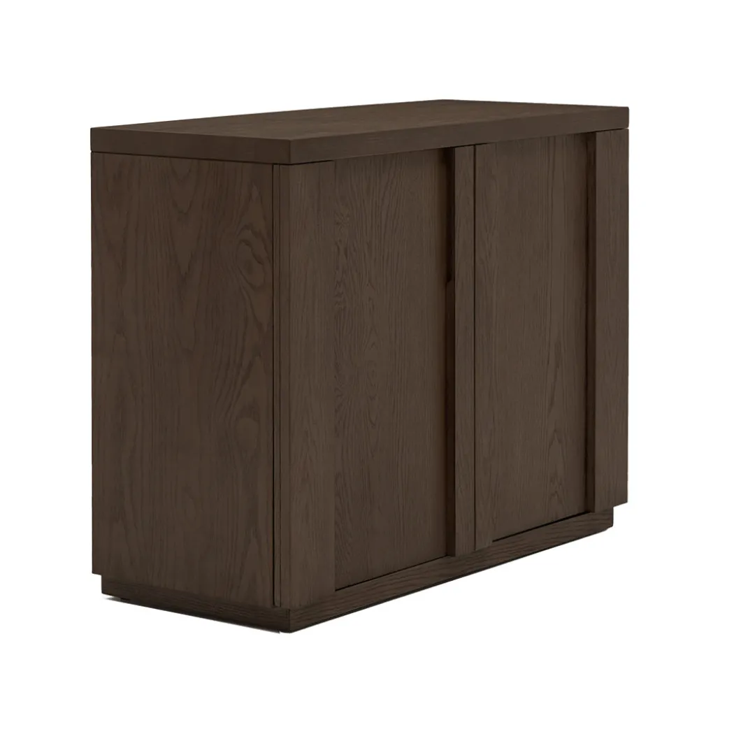 Harriet Chest