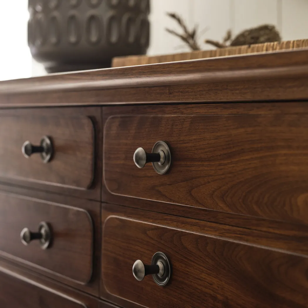Hudson Valley Dresser