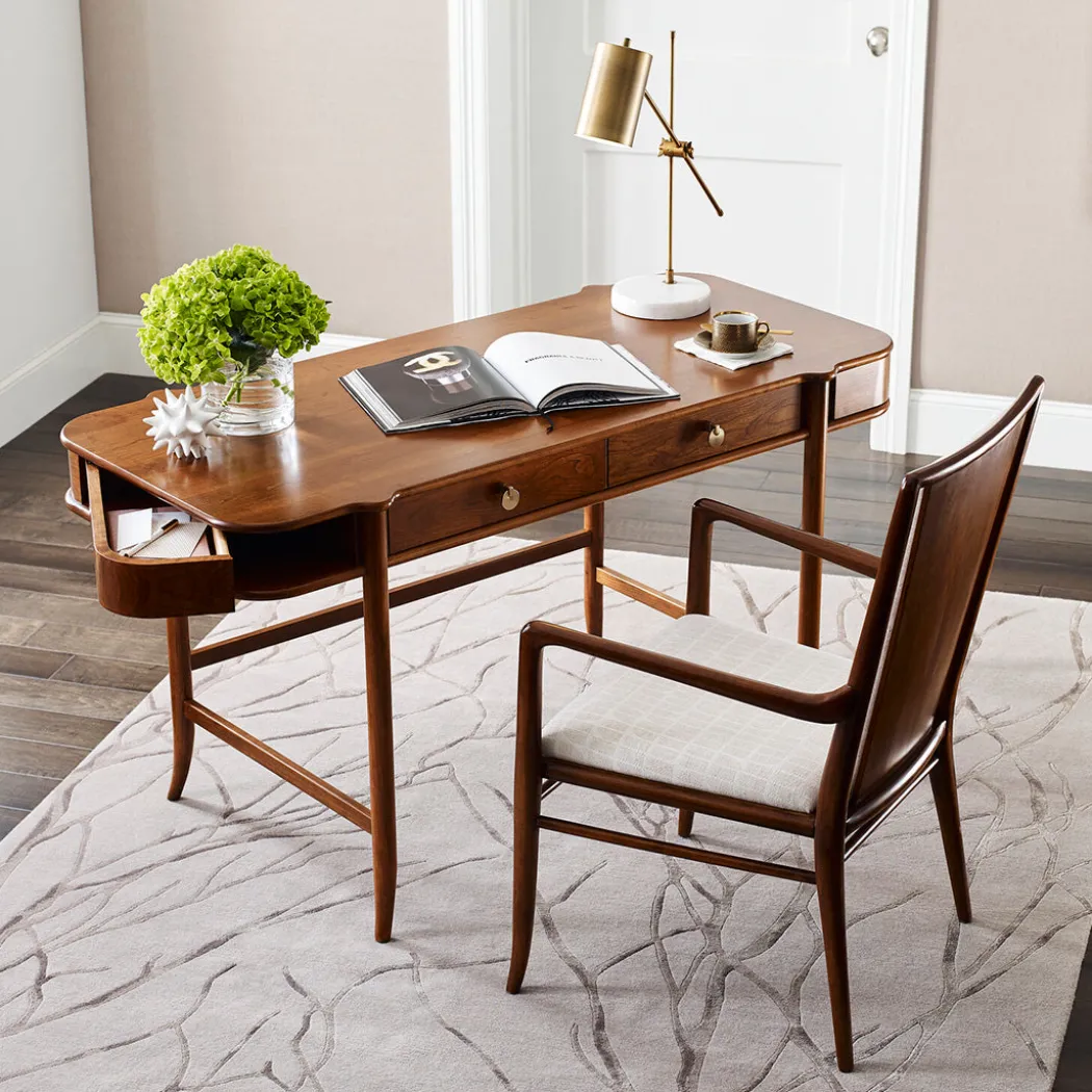 Martine Desk