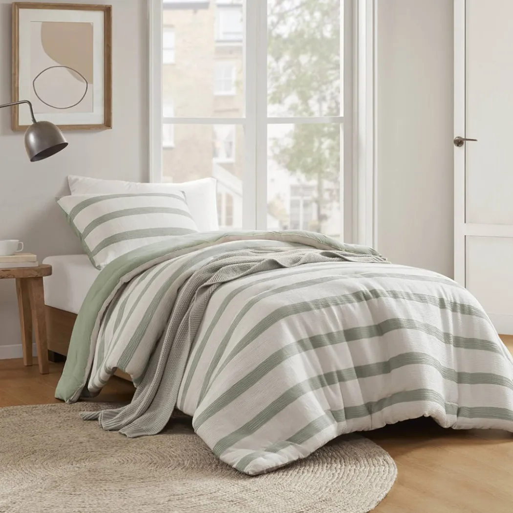 Merritt Comforter Set