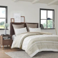 Mila Comforter Set