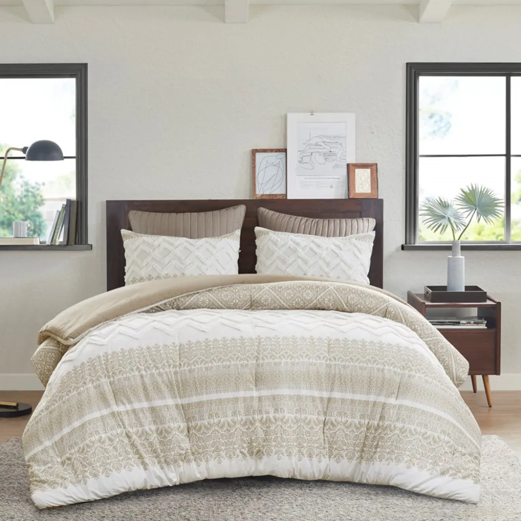 Mila Comforter Set