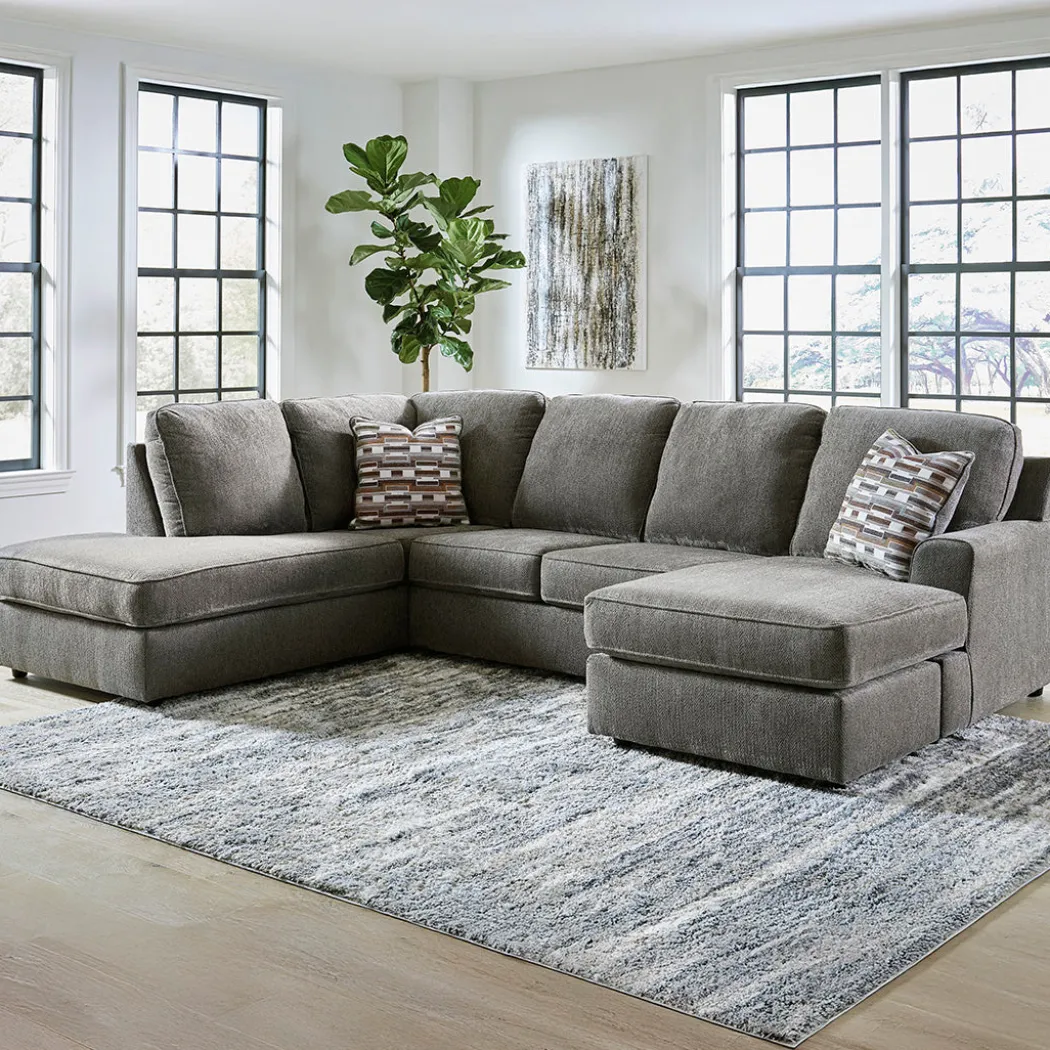 Ophannon Sectional with Chaise