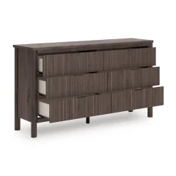 Pamytta Dresser