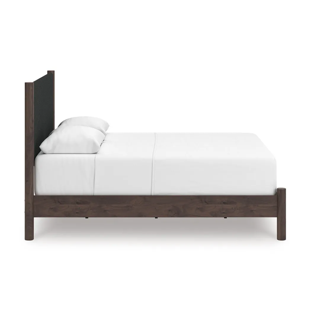 Pamytta Upholstered Bed