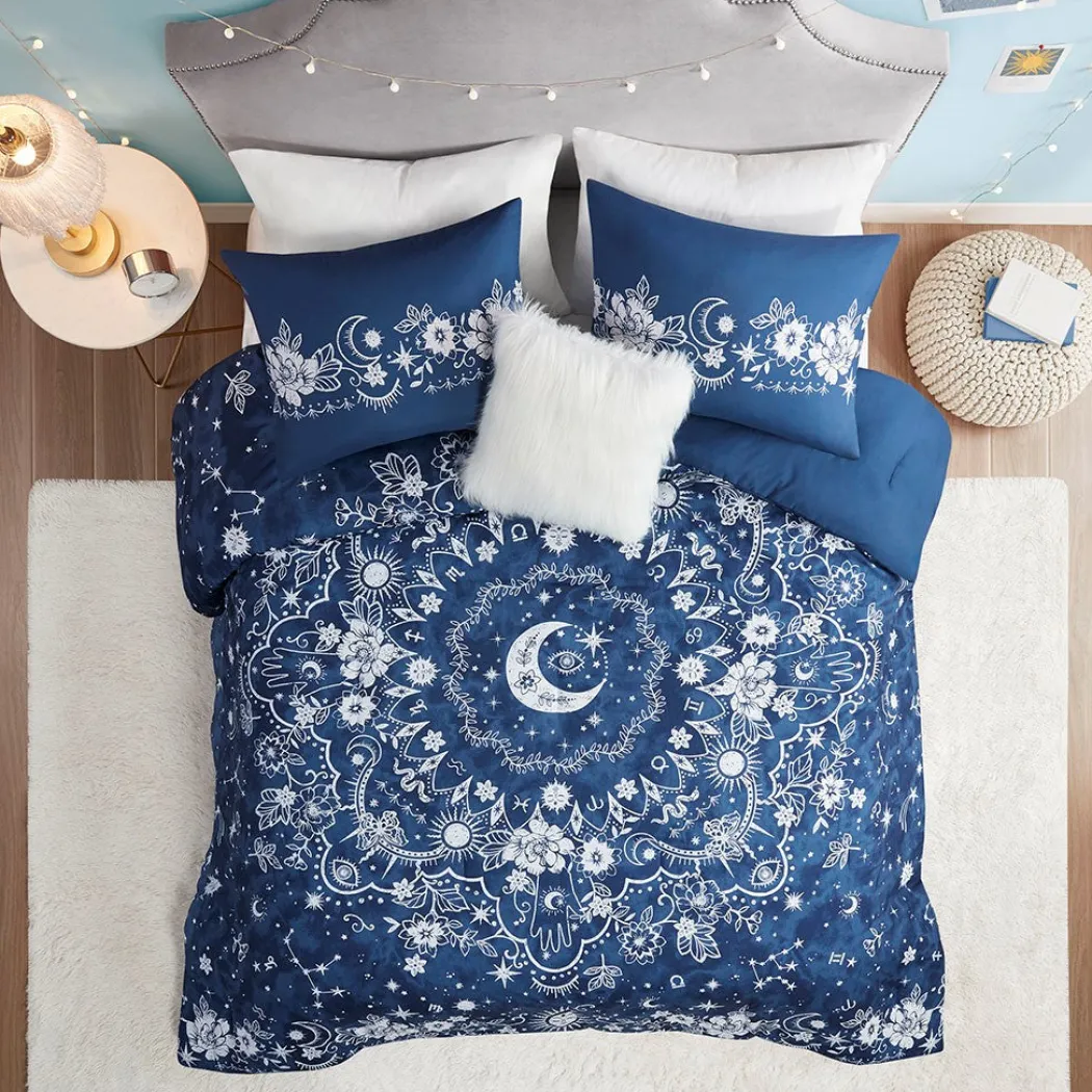 Stella Comforter Set