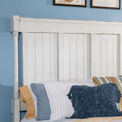 Vintage Market Shelter Bed