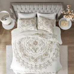 Violette Coverlet Set