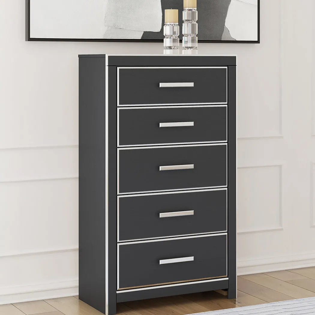 Zuraleus Chest