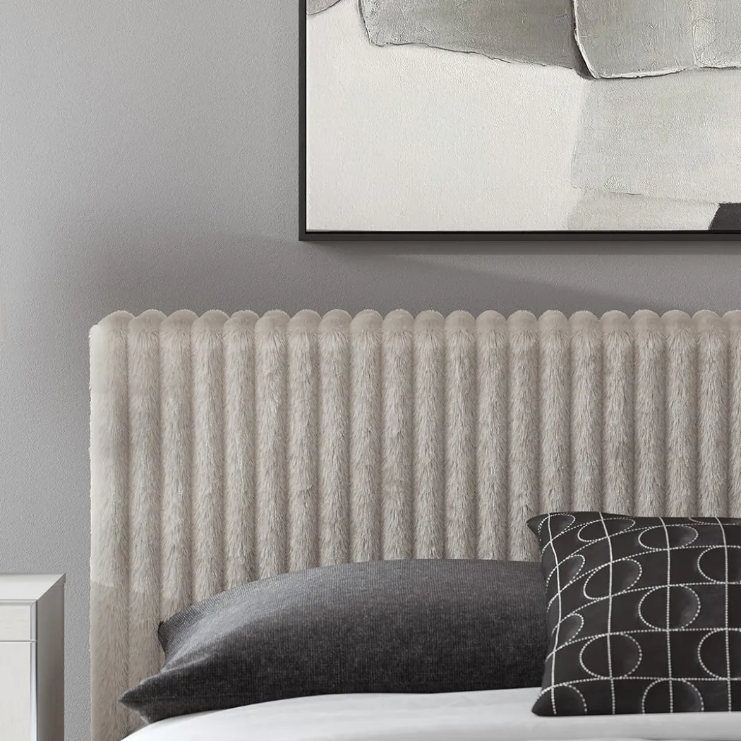 Zuraleus Upholstered Bed